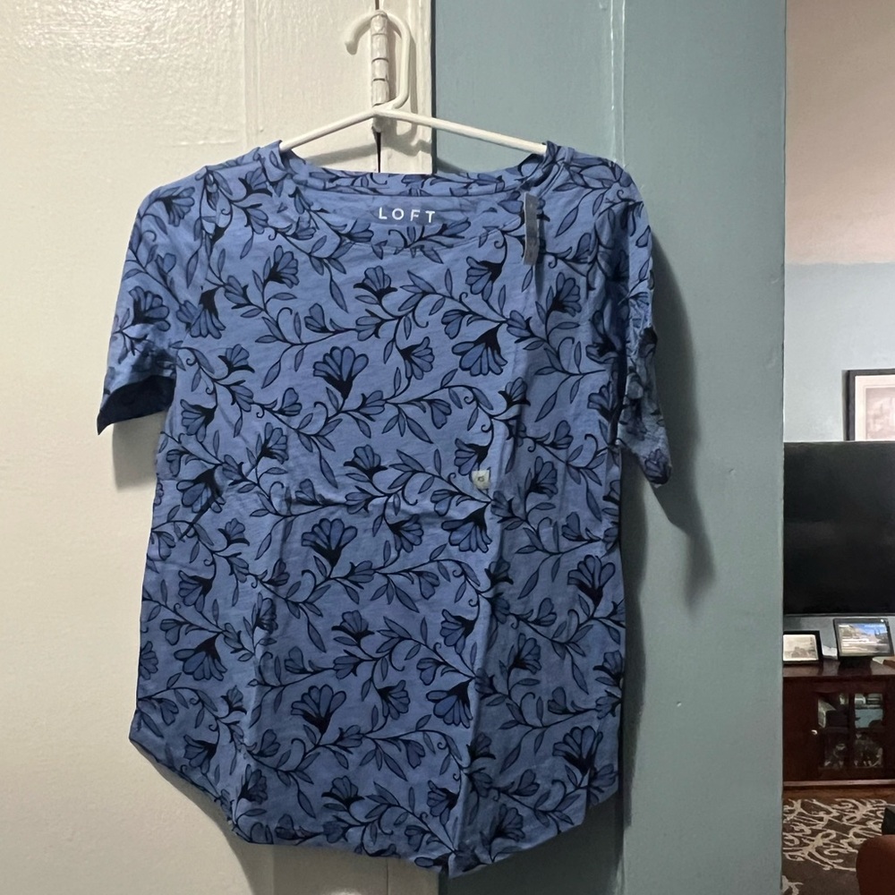 Brand new top
